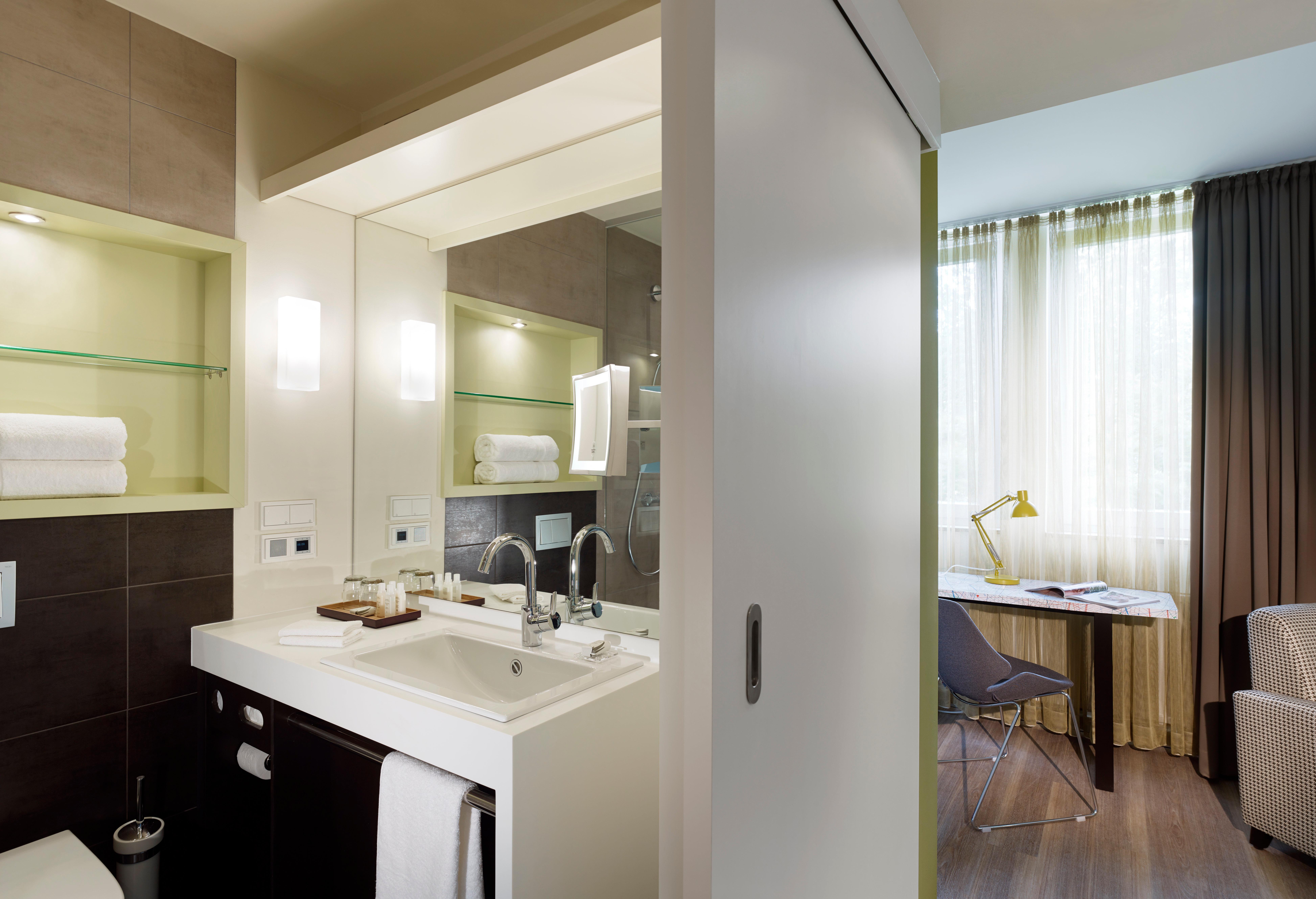 Hotel Indigo - Dusseldorf - Victoriaplatz By Ihg Ngoại thất bức ảnh