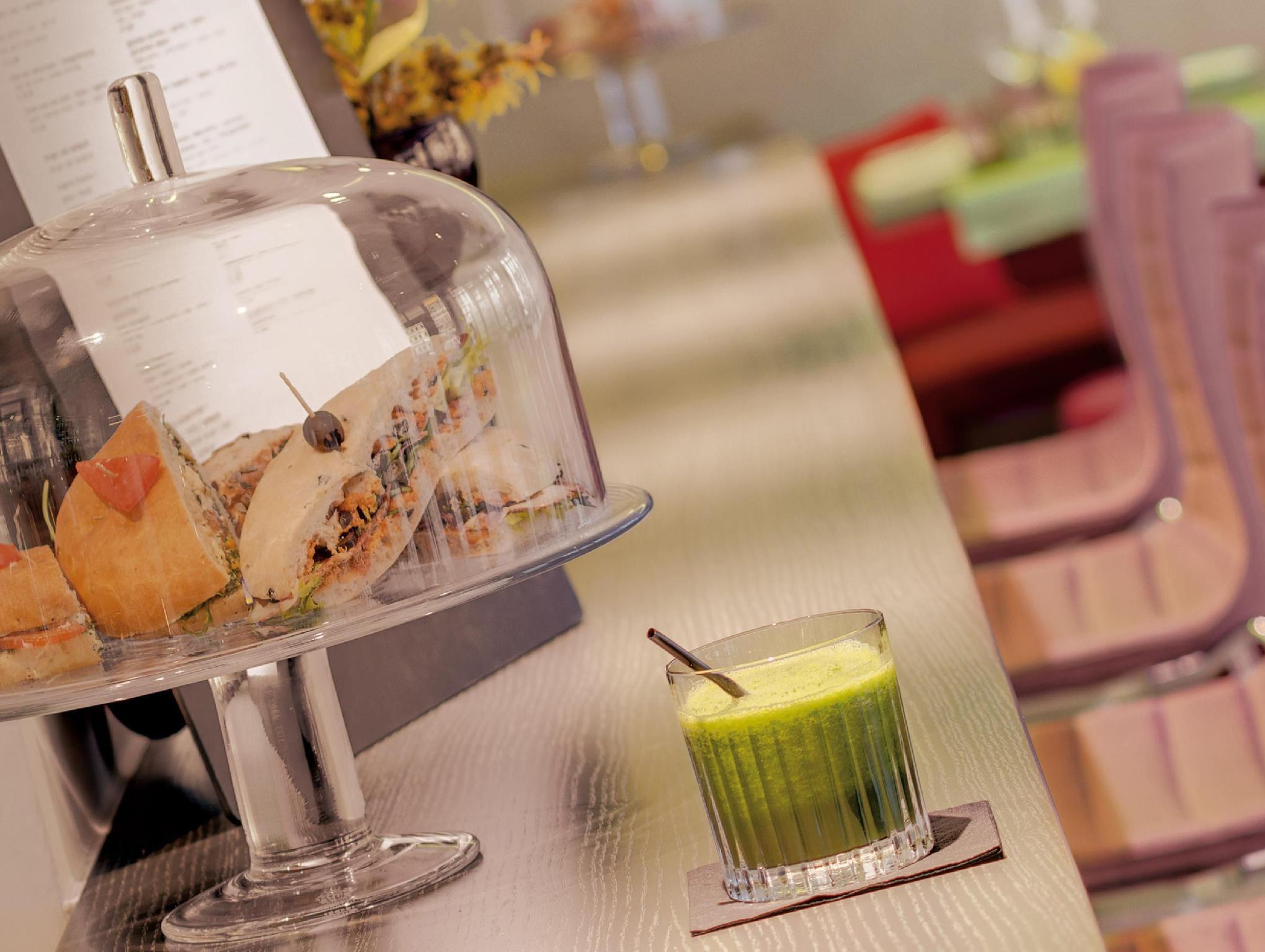 Hotel Indigo - Dusseldorf - Victoriaplatz By Ihg Ngoại thất bức ảnh