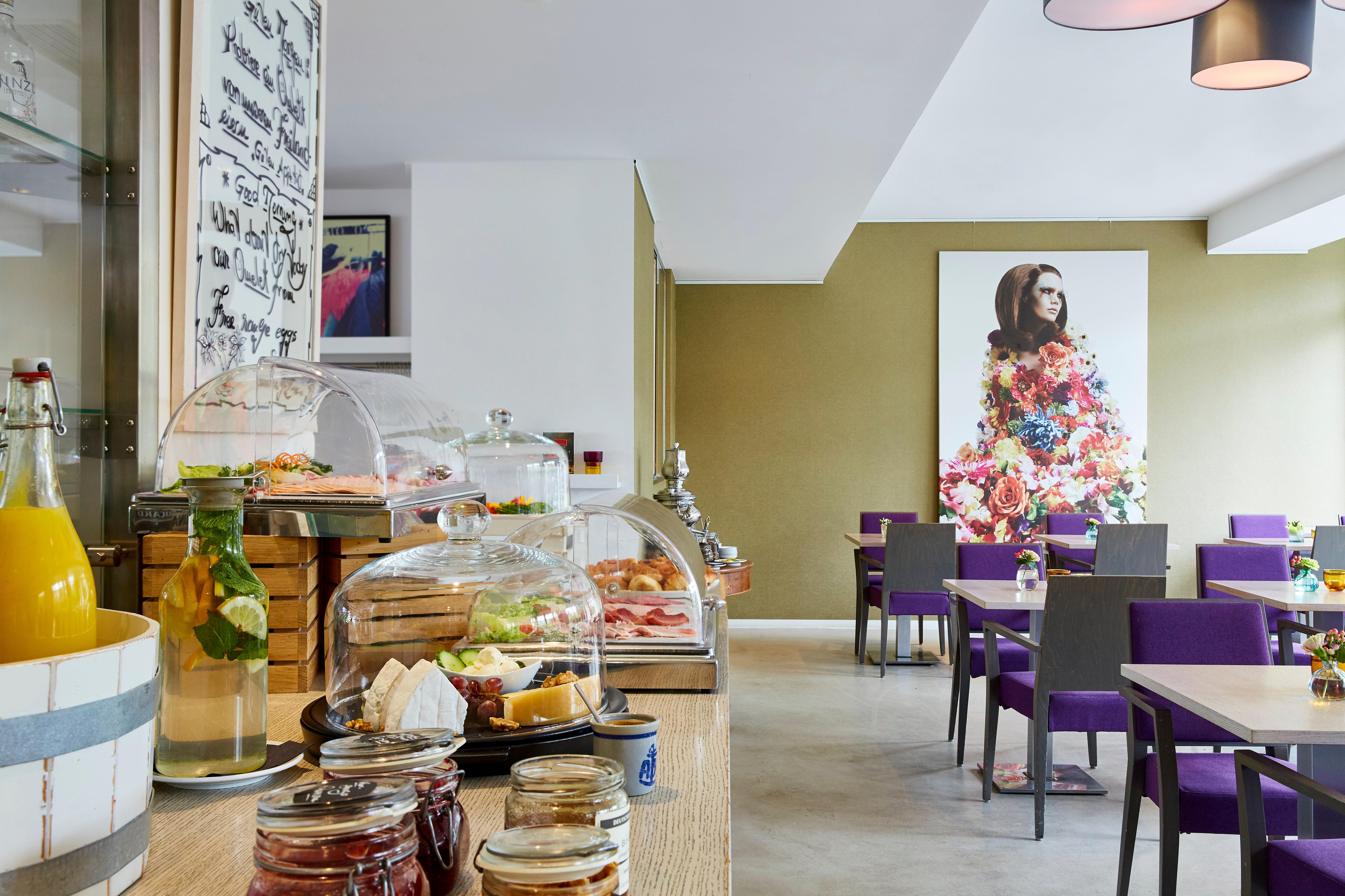 Hotel Indigo - Dusseldorf - Victoriaplatz By Ihg Ngoại thất bức ảnh