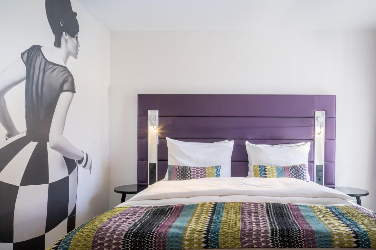 Hotel Indigo - Dusseldorf - Victoriaplatz By Ihg Ngoại thất bức ảnh
