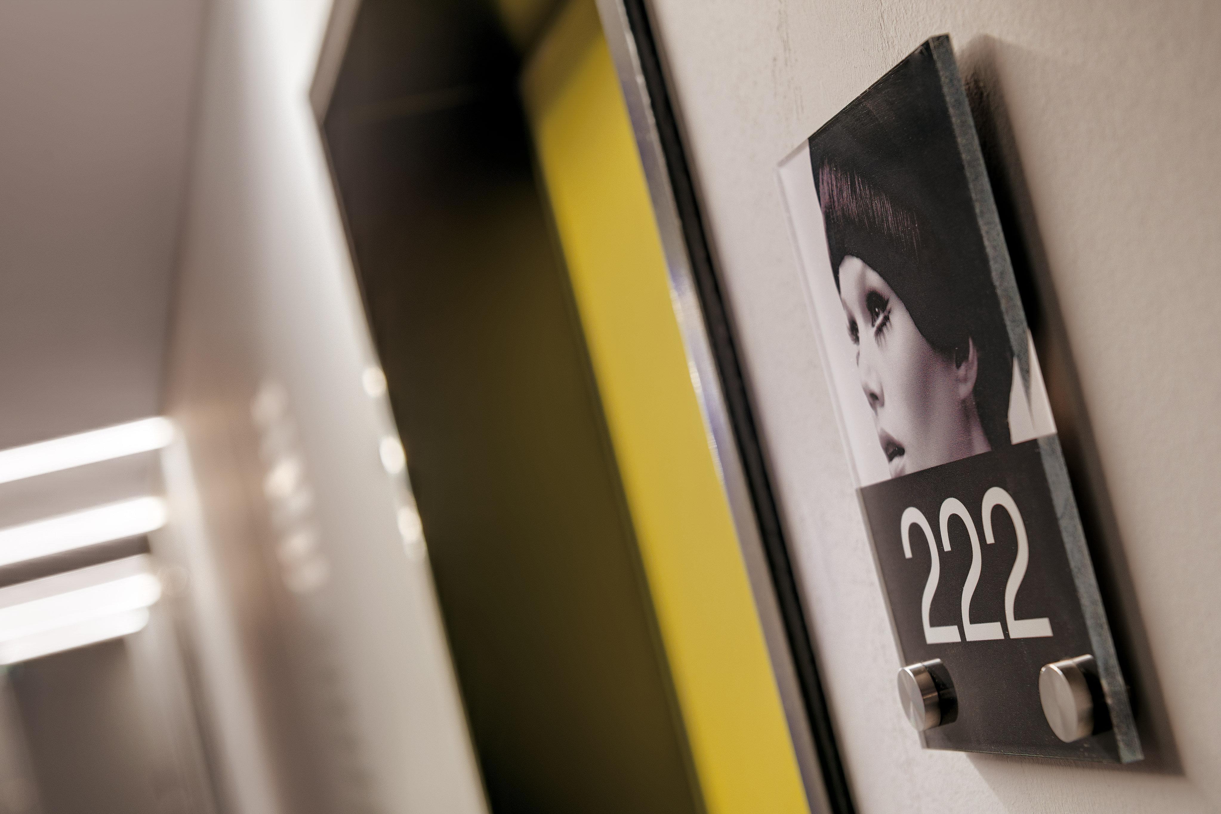 Hotel Indigo - Dusseldorf - Victoriaplatz By Ihg Ngoại thất bức ảnh